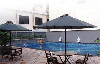 Amans Hotel Ambon Esterno foto