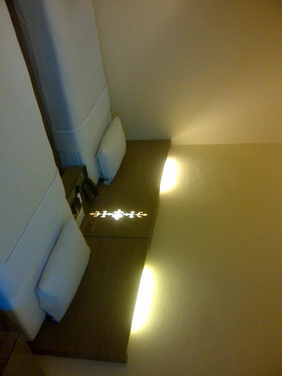 Amans Hotel Ambon Camera foto